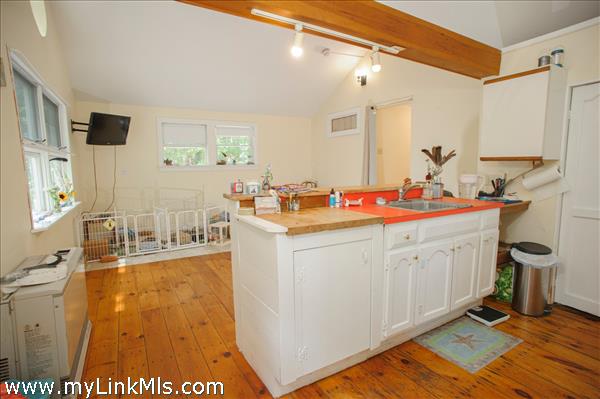 Kitchen Living area.
