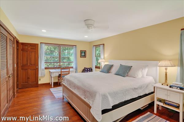 Main House, primary bedroom