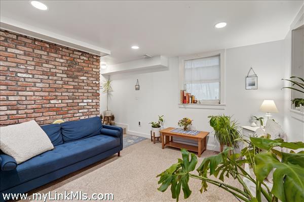 Main House, lover level living room
