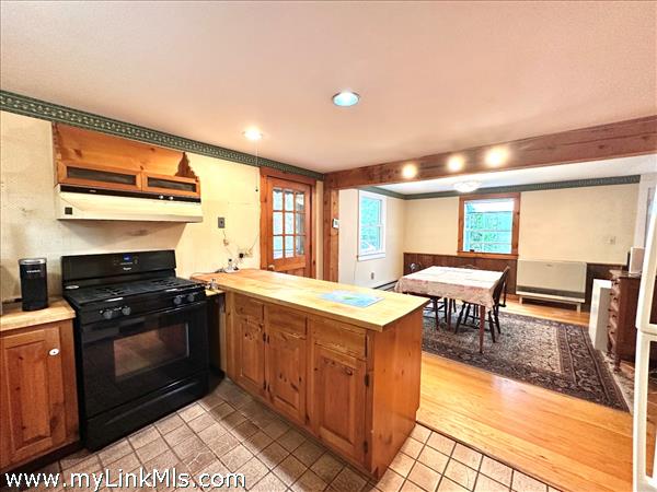 Open kitchen
