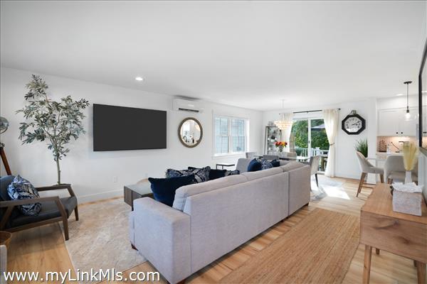 #33 Living Room