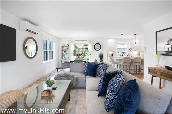 #33 Living Room