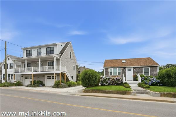 29 and 33 Lagoon Pond Road