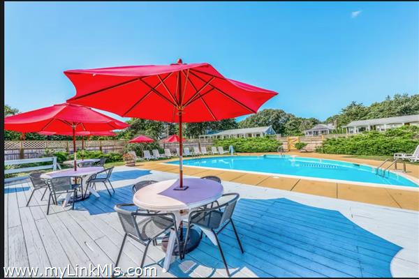 You're going to LOVE LOVE LOVE the pool & deck areas