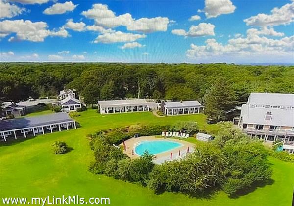 LOCATION! LOCATION! AMENITIES!