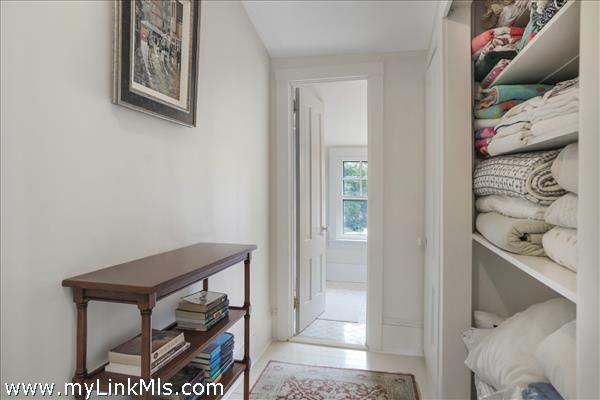 2nd Floor Landing