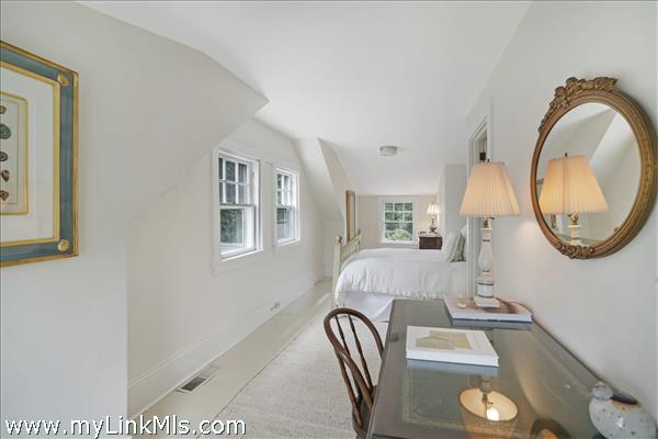 2nd Floor Guest Bedroom