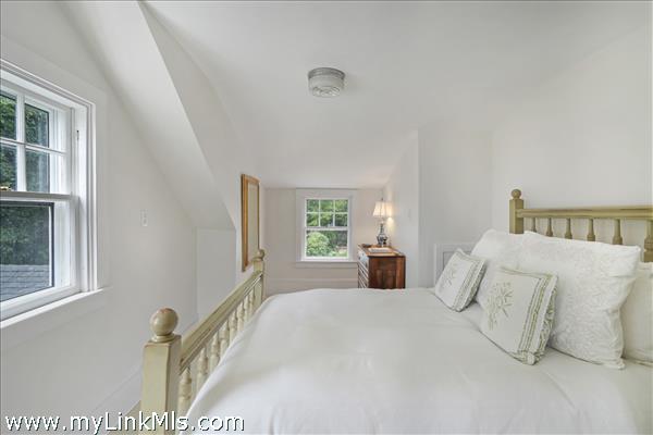 2nd Floor Guest Bedroom
