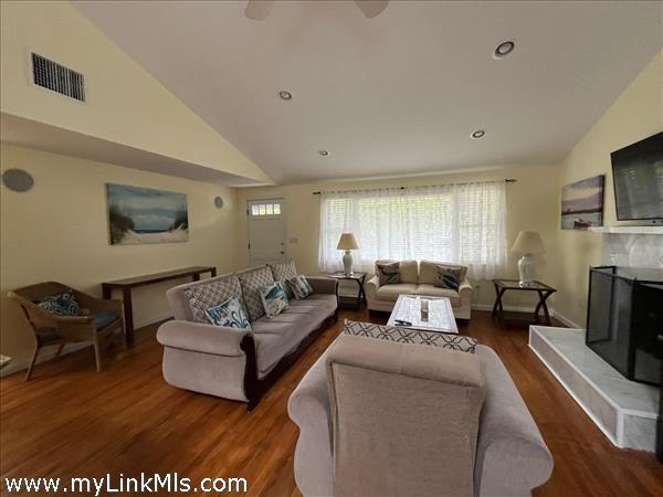 Additional view from the dining area