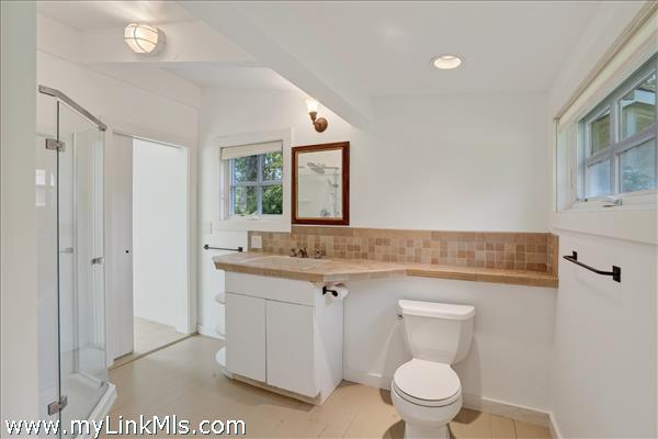 Guest Studio Bathroom