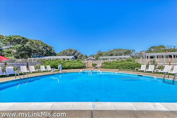 association heated pool