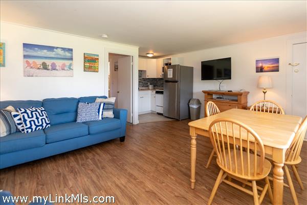 Spacious open concept livingroom,dining room,kitchen