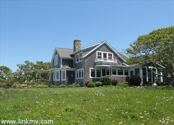 94 Menemsha Inn Road