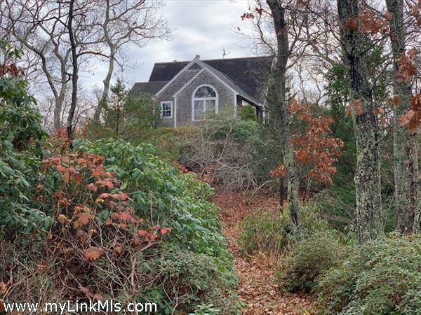 26 Cronig Avenue Vineyard Haven MA