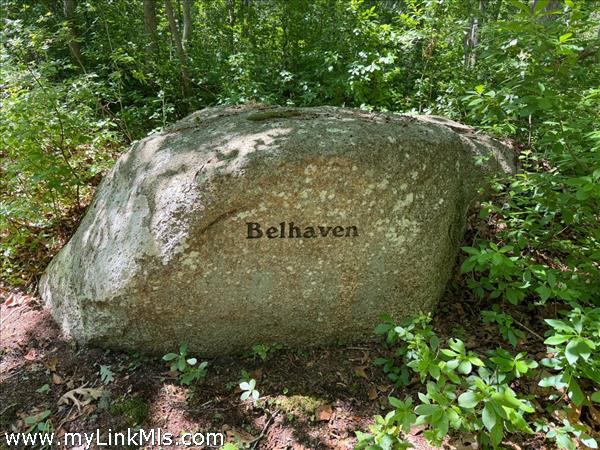 0 North Road/15 Belhaven Way, Chilmark