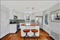 Kitchen with Island seating
