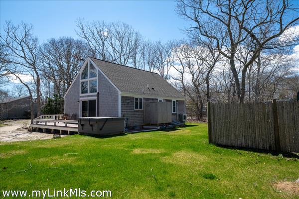 4 Fifth Street North, Edgartown