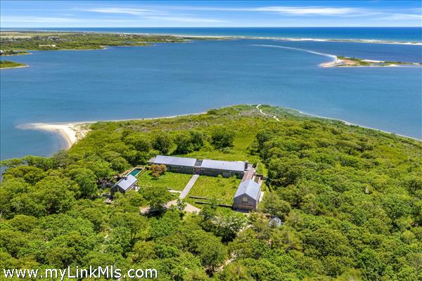 33 Boldwater Road, Edgartown