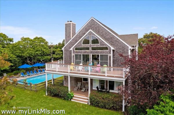 9 Thaxter Lane, Edgartown