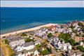 Steps to sandy beach, Ocean Park, Gingerbread cottages & ferry ports!