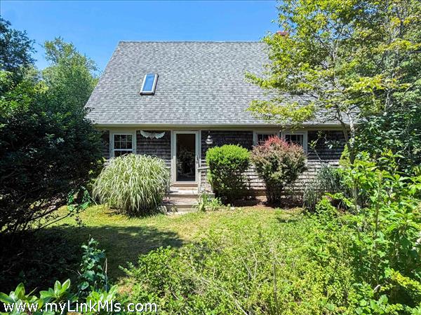 5 Paula Av, Vineyard Haven