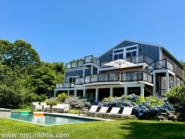 12 Brook Hollow Road, West Tisbury