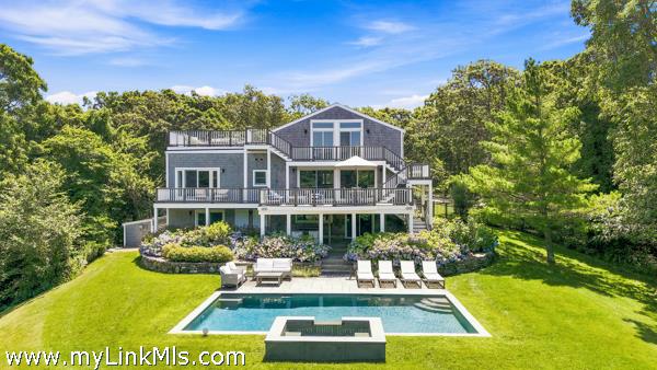 12 Brook Hollow Road, West Tisbury