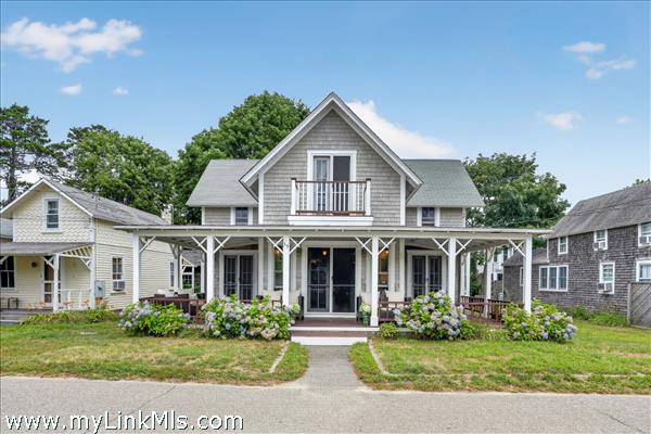 59 Tuckernuck Ave, Oak Bluffs