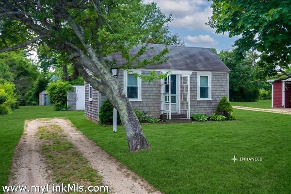 34 Curtis Lane, Edgartown