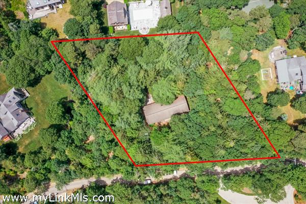 6 Kent Harbor Road, Edgartown