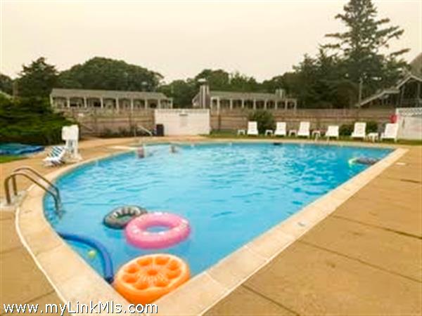 21 Island Inn Road, Unit 35G, Oak Bluffs