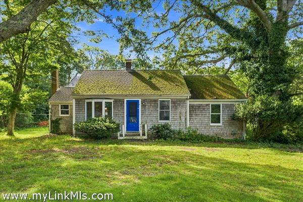61 Winemack Street, Oak Bluffs
