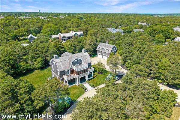 8 Beach Plum Meadows, Edgartown