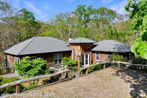 18 Sylvan Avenue, Vineyard Haven
